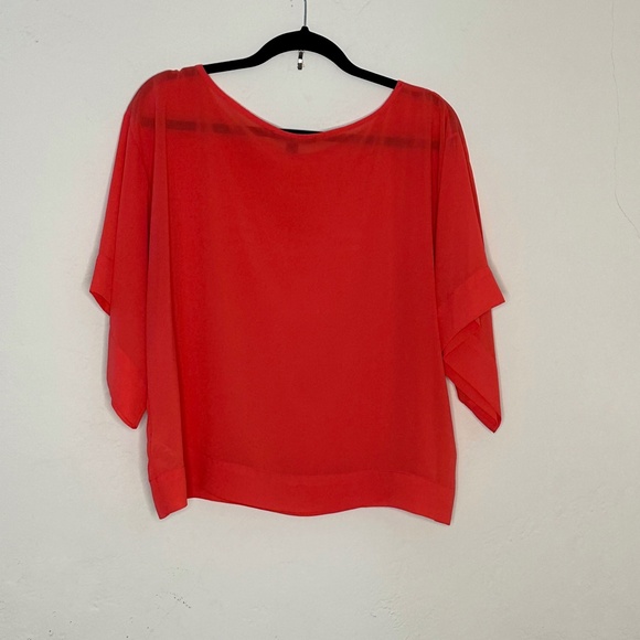Happening In The Present- Salmon Shortsleeved Blouse - Large - Picture 2 of 6